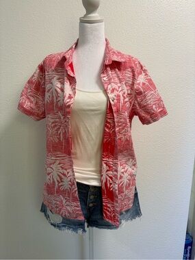 Billabong Coral and White Palm-Print Button-Up